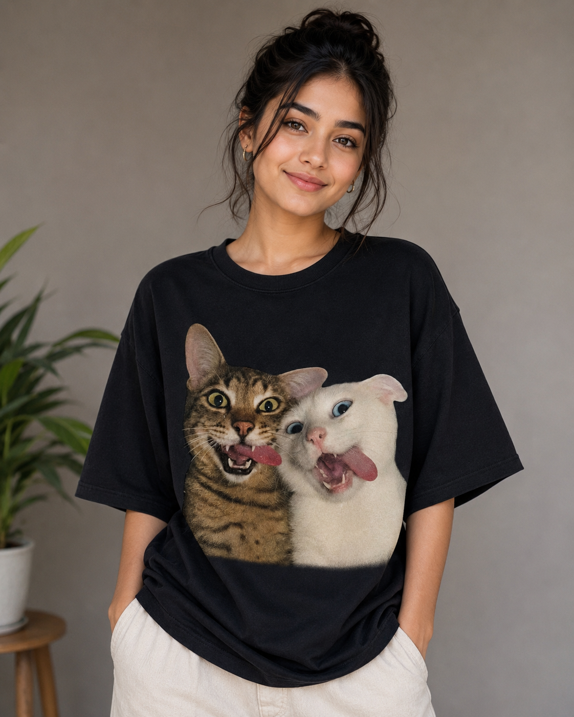 Purrfect Duo – Funny Cat & Dog Lover Unisex Oversized T-Shirt 🐱🐶